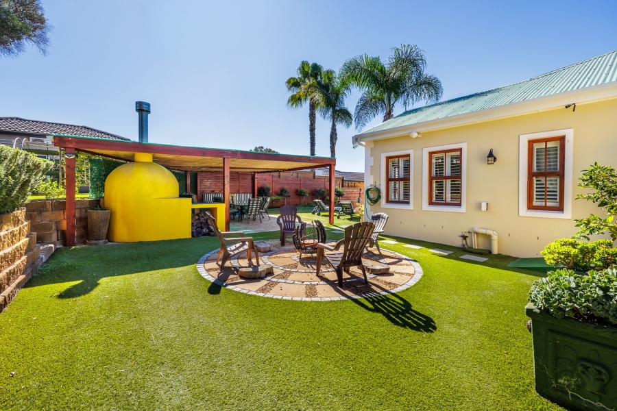 3 Bedroom Property for Sale in Bergsig Western Cape
